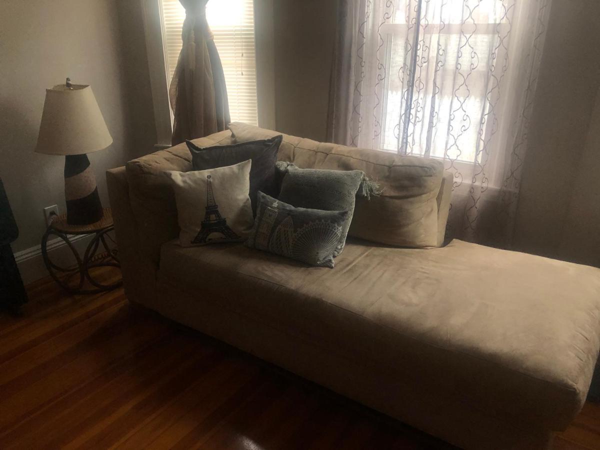 Pleasant 2br In Cambridge